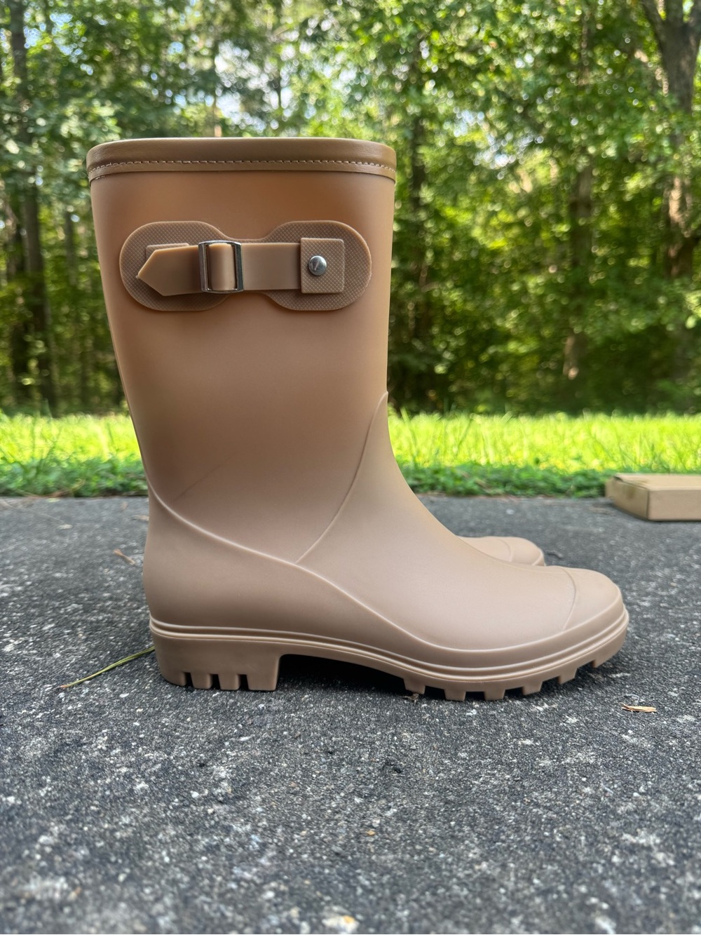 Sz. 9 Amazon Women's Matte Taupe Rain Boots with Side Buckle